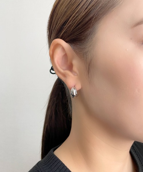 ciite'（シーテ）の「ドロップフープピアス（両耳用）  (両耳用)（ピアス（両耳用）・レディース・ゴールド/シルバー・FREE）」の8枚目の写真