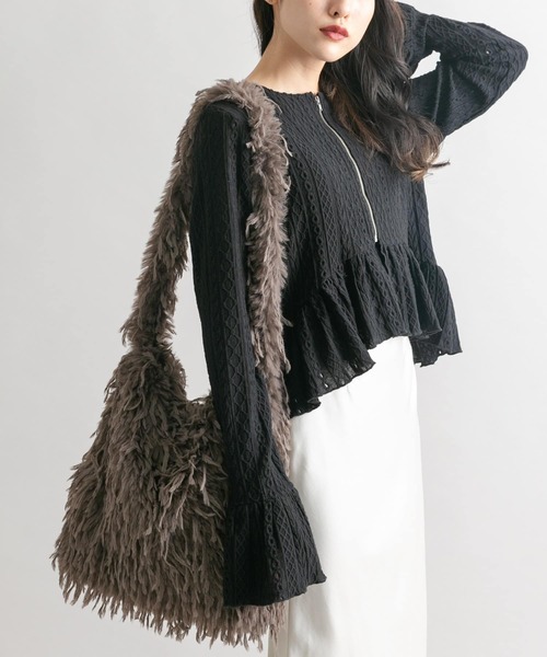 KBF(ケイビーエフ)の「ファービッグBAG(ショルダーバッグ・レディース・アイボリー/ブラウン・ONE)」の11枚目の写真