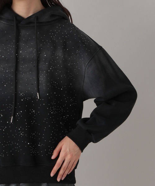 FOREVER 21（フォーエバー トゥエンティーワン）の「【2024FW】ビジューヴィンテージライクフーディー（パーカー・レディース・ブラック・FREE）」の11枚目の写真