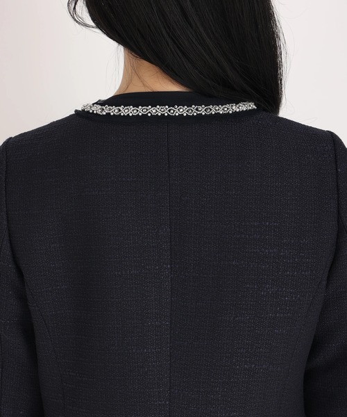 襟ぐりビジュー付ツイードジャケット（ノーカラージャケット）｜STRAWBERRY-FIELDS（ストロベリーフィールズ）