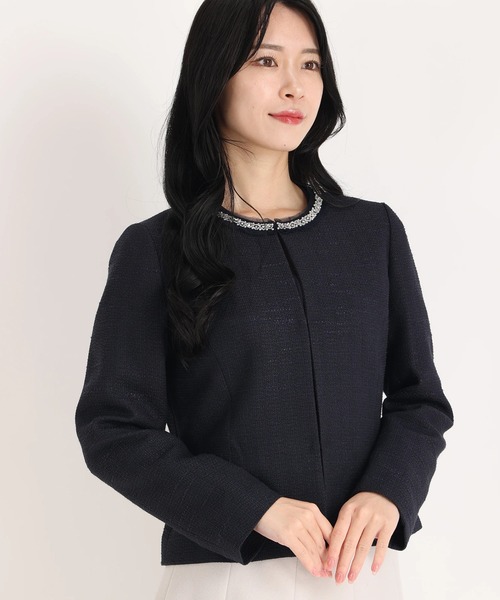 襟ぐりビジュー付ツイードジャケット（ノーカラージャケット）｜STRAWBERRY-FIELDS（ストロベリーフィールズ）