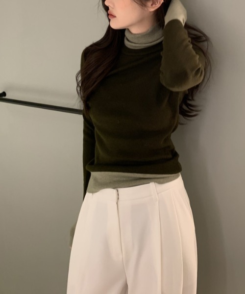 FREE STYLISTS(フリー スタイリスト)の「YUGA_YGMC バイカラーレイヤードニットPO(ニット/セーター・レディース・カーキ/ライトブルー/オフホワイト・FREE)」の6枚目の写真