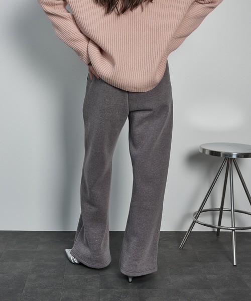 THE YOn（ザヨン）の「ビジュースウェットイージーパンツ（スウェットパンツ・レディース・グレー/チャコールグレー・FREE）」の13枚目の写真