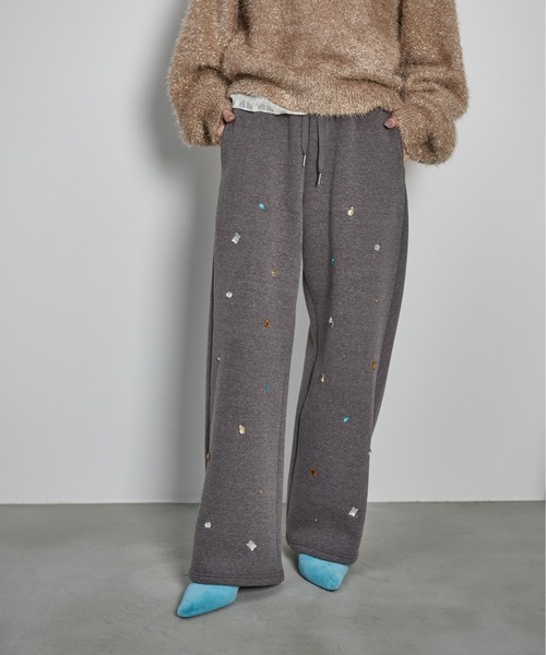 THE YOn（ザヨン）の「ビジュースウェットイージーパンツ（スウェットパンツ・レディース・グレー/チャコールグレー・FREE）」の6枚目の写真