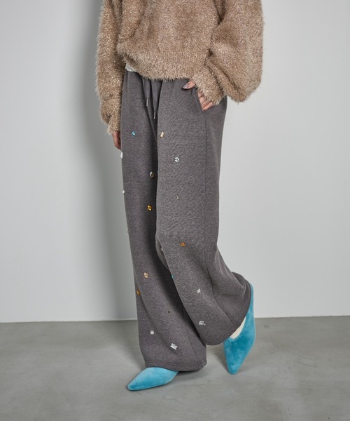 THE YOn（ザヨン）の「ビジュースウェットイージーパンツ（スウェットパンツ・レディース・グレー/チャコールグレー・FREE）」の8枚目の写真