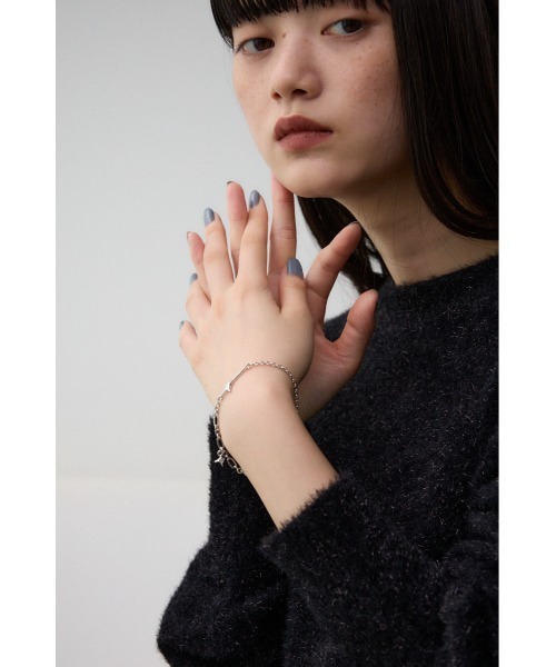 AZUL by moussy（アズールバイマウジー）の「ダイヤシェイプドブレスレット（ブレスレット・レディース・シルバー/ゴールド系その他・FREE）」の3枚目の写真