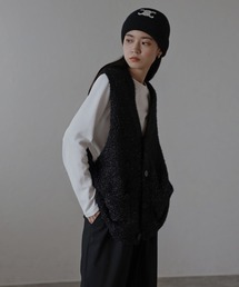 glitter shaggy black button vest / ラメシャギー黒釦ベスト