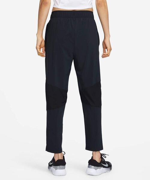 NIKE(ナイキ)の「ナイキ Dri-FIT ファスト ウィメンズ ミッドライズ 7/8 ランニングパンツ / Nike Dri-FIT Fast Women's Mid-Rise 7/8 Running Pants FB7030-010 Black(その他パンツ・レディース・ブラック・XS/L/M/S/XL)」の6枚目の写真