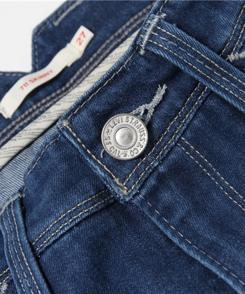Levi's（リーバイス）の「711-アジアンスキニー/ミッドカラー/11.9oz ストレッチデニム/ダブルステッチ（デニムパンツ・レディース・インディゴブルー・24inch/27inch/26inch/23inch/25inch/28inch）」の4枚目の写真