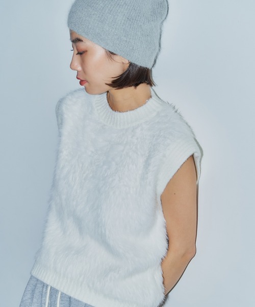 LIENCOEUR（リアンクール）の「シャギーニットベスト（ベスト・レディース・チャコールグレー/ベージュ/カーキ/ブラック/ホワイト・FREE）」の2枚目の写真