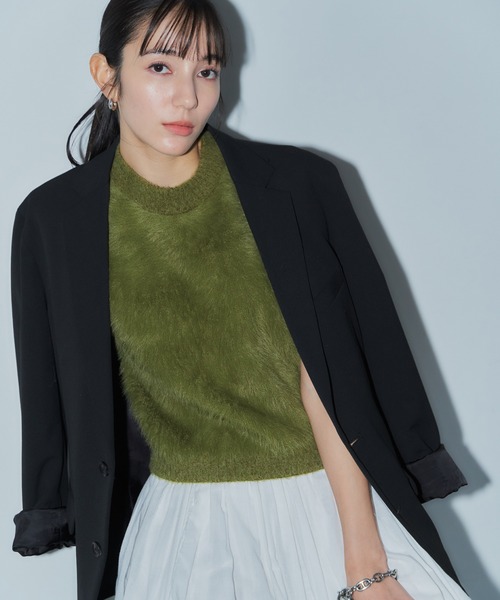 LIENCOEUR（リアンクール）の「シャギーニットベスト（ベスト・レディース・チャコールグレー/ベージュ/カーキ/ブラック/ホワイト・FREE）」の22枚目の写真