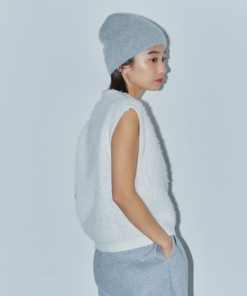 LIENCOEUR（リアンクール）の「シャギーニットベスト（ベスト・レディース・チャコールグレー/ベージュ/カーキ/ブラック/ホワイト・FREE）」の12枚目の写真