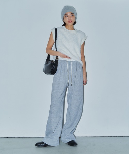 LIENCOEUR（リアンクール）の「シャギーニットベスト（ベスト・レディース・チャコールグレー/ベージュ/カーキ/ブラック/ホワイト・FREE）」の16枚目の写真