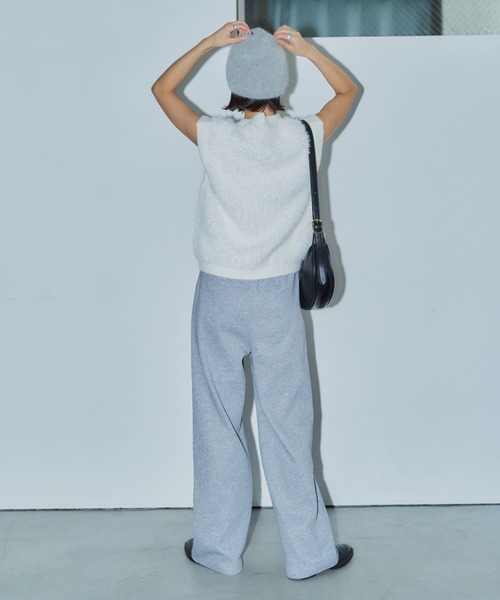 LIENCOEUR（リアンクール）の「シャギーニットベスト（ベスト・レディース・チャコールグレー/ベージュ/カーキ/ブラック/ホワイト・FREE）」の18枚目の写真