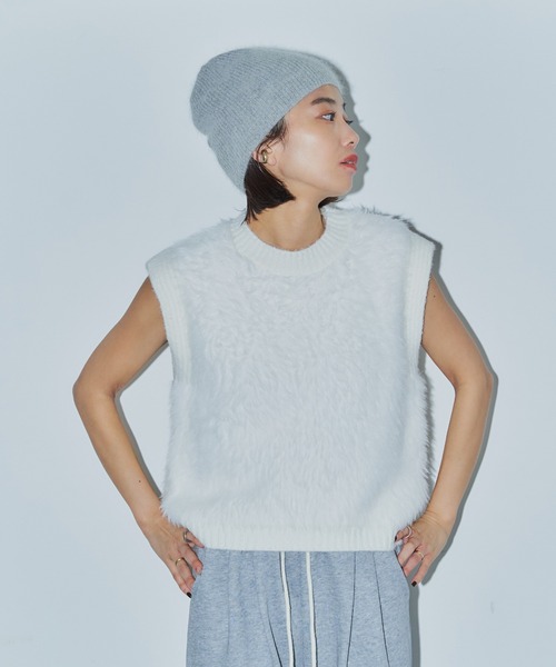 LIENCOEUR（リアンクール）の「シャギーニットベスト（ベスト・レディース・チャコールグレー/ベージュ/カーキ/ブラック/ホワイト・FREE）」の10枚目の写真