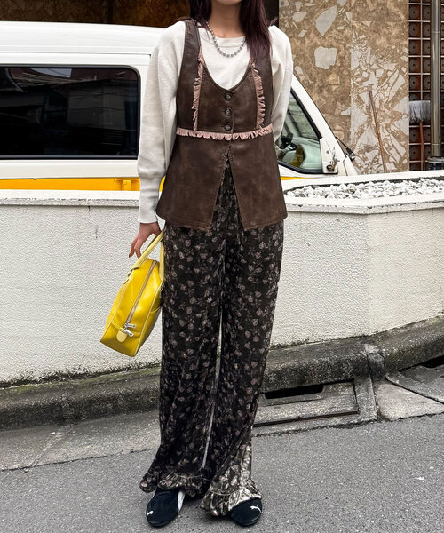 CIAOPANIC（チャオパニック）の「ビンテージライクフリンジレザーベスト（ベスト・レディース・ブラウン/カーキ・ONE SIZE）」の9枚目の写真