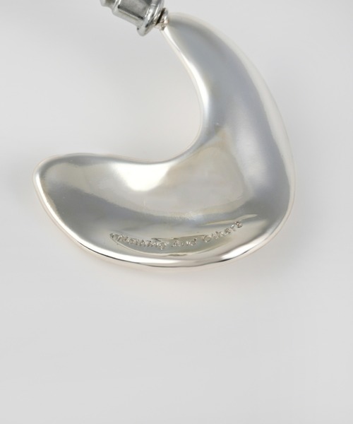 Nothing And Others(ナッシングアンドアザーズ)の「「Nothing And Others/ナッシングアンドアザーズ」Nuance Curve Pierce(ピアス(両耳用)・レディース・シルバー・FREE)」の10枚目の写真