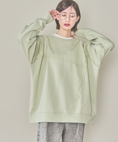 LAKOLE(ラコレ)の「リメイク風スウェット / 291816(スウェット・レディース・ライトグリーン/チャコール/アイボリー・FREE)」の3枚目の写真