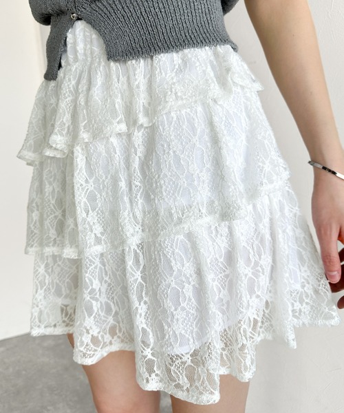 mily bilet（ミウィビレット）の「【mily bilet】夏 のマストハブ！ふんわりフリルが大人可愛い。レース使い3段ティアードスカパン（ミニ）（スカート・レディース・ブラック/ホワイト・X-LARGE/SMALL/MEDIUM/LARGE）」の15枚目の写真
