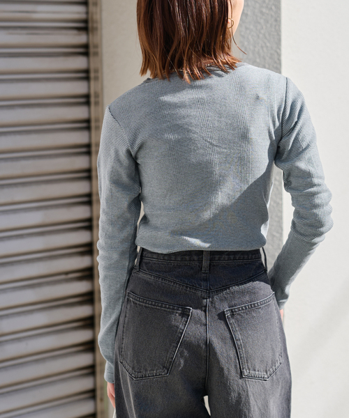 MILLER（ミラー）の「別注【MILLER/ミラー】C/N L/S：カットソー（Tシャツ/カットソー・レディース・ブラックミックス/ボルドー/ホワイト×ホワイト/ブルー・FREE）」の22枚目の写真