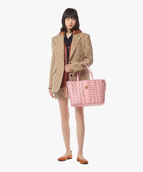 MCM(エムシーエム)の「Liz ショッパーバッグ - ヴィセトス(トートバッグ・レディース・ピンク・ONE SIZE)」の7枚目の写真