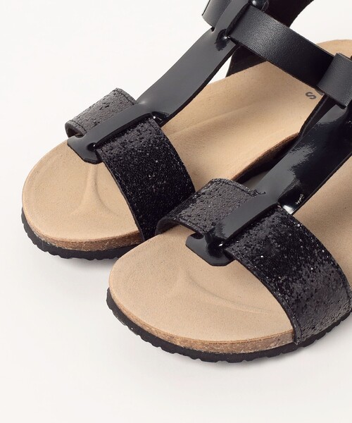 BEAMS HEART(ビームスハート)の「Tストラップ グリッター サンダル(サンダル・レディース・ブラック/シルバー/ゴールド・MEDIUM/LARGE/SMALL)」の17枚目の写真