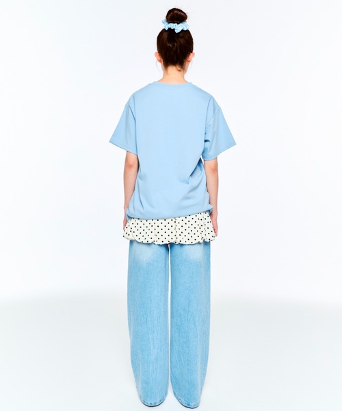 FEKETE（フェケテ）の「LETTERING TEE / レタリンググラフィックTシャツ（Tシャツ/カットソー・レディース・ブラック/ライトブルー・SMALL/MEDIUM/LARGE）」の16枚目の写真