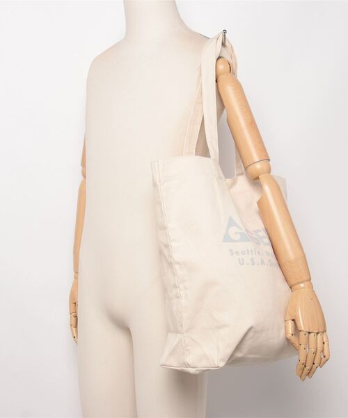 GERRY（ジェリー）の「GERRY ロゴ キャンバス トートバッグ 男女兼用（トートバッグ・メンズ・アイボリー/ブラック・FREE）」の16枚目の写真