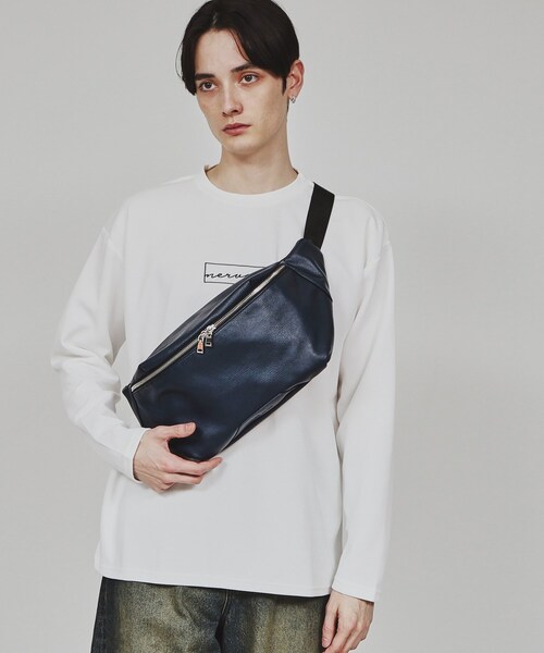 tk.TAKEO KIKUCHI（ティーケータケオキクチ）の「◆BIGウエストバッグ（ボディバッグ/ウエストポーチ・メンズ・ブラック/ダークブラウン/ネイビー・00）」の8枚目の写真