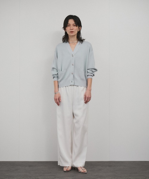 SALON adam et rope'(サロン アダム エ ロペ)の「【WEB限定】メタルボタンスウェットライクラインカーディガン(カーディガン/ボレロ・レディース・ピンク系その他2/ブルー系その他/オフホワイト/グレー・FREE)」の5枚目の写真