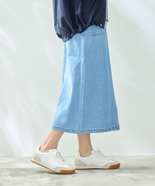 Arnold Palmer（アーノルドパーマー）の「ベイカーポケット ナロー スカート（デニムスカート・レディース・ライトブルー/インディゴブルー/カーキ/ベージュ・S/L/M）」の12枚目の写真