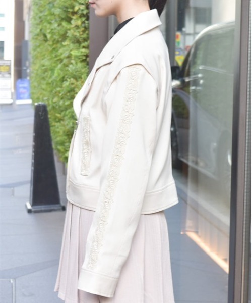 axes femme(アクシーズファム)の「2WAYライダース(ライダースジャケット・レディース・ブラック/キナリ・FREE)」の3枚目の写真