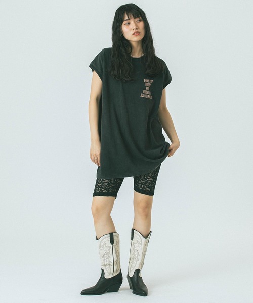 ROSE BUD(ローズバッド)の「【WEB・一部店舗限定】SLEEVELESS HEART TEE(Tシャツ/カットソー・レディース・グレー/ホワイト/ピンク・ONE SIZE)」の14枚目の写真