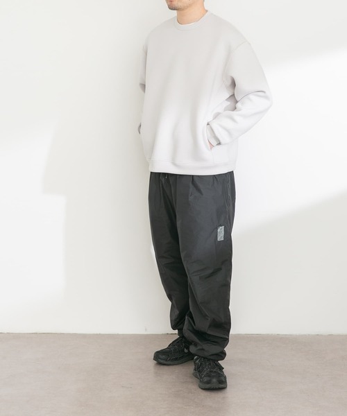 URBAN RESEARCH Sonny Label（アーバンリサーチサニーレーベル）の「ダンボールニットクルーネックプルオーバー（Tシャツ/カットソー・メンズ・チャコールグレー/ネイビー/グレー系その他・MEDIUM/LARGE/X-LARGE）」の19枚目の写真