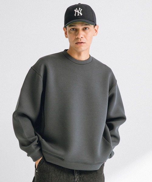 URBAN RESEARCH Sonny Label（アーバンリサーチサニーレーベル）の「ダンボールニットクルーネックプルオーバー（Tシャツ/カットソー・メンズ・チャコールグレー/ネイビー/グレー系その他・MEDIUM/LARGE/X-LARGE）」の20枚目の写真