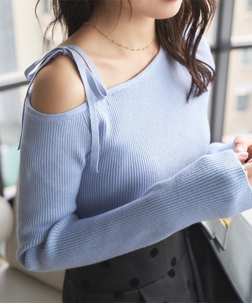 KOBE LETTUCE(コウベレタス)の「ワンショルダーストレッチリブニットトップス(ニット/セーター・レディース・アイボリー/サックスブルー/ブラック/ピンク/ミント・M)」の9枚目の写真