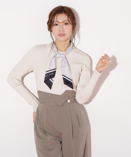 JILL by JILL STUART（ジルバイジルスチュアート）の「◇幾何チェック柄スカーフ付きリブニット（ニット/セーター・レディース・ピンク/ホワイト系その他/ネイビー・FREE）」の6枚目の写真