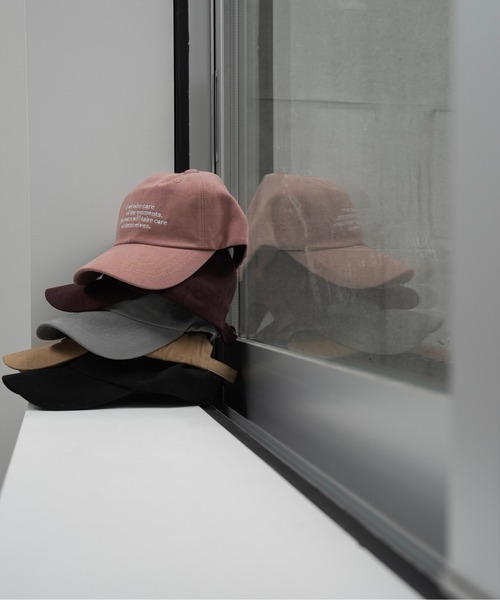 lawgy（ラウジー）の「simple embroidery cap / シンプルエンブロイダリーキャップ（キャップ・レディース・ブラック/ベージュ/ピンク/ボルドー/グレー・FREE）」の11枚目の写真
