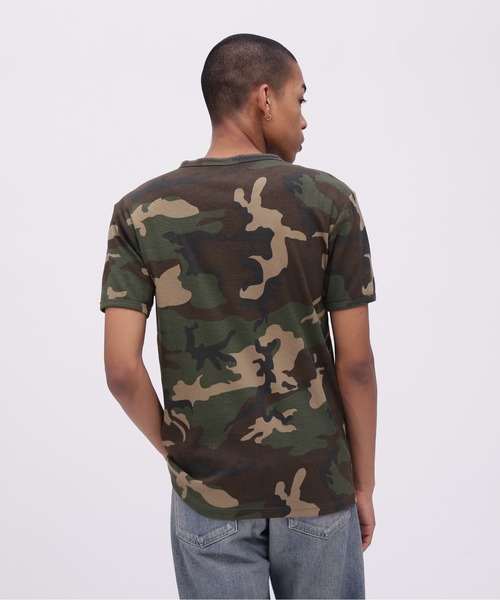 AVIREX（アヴィレックス）の「《DAILY/デイリー》RIB SHORT SLEEVE HENLEY NECK T-SHIRT "CAMOUFLAGE" / リブ ヘンリーネック 半袖Tシャツ "カモフラージュ" デイリーウェア / AVIREX / アヴィレックス（Tシャツ/カットソー・メンズ・グレー系カモフラージュ/グリーン系カモフラージュ・SMALL/MEDIUM/LARGE/X-LARGE）」の19枚目の写真