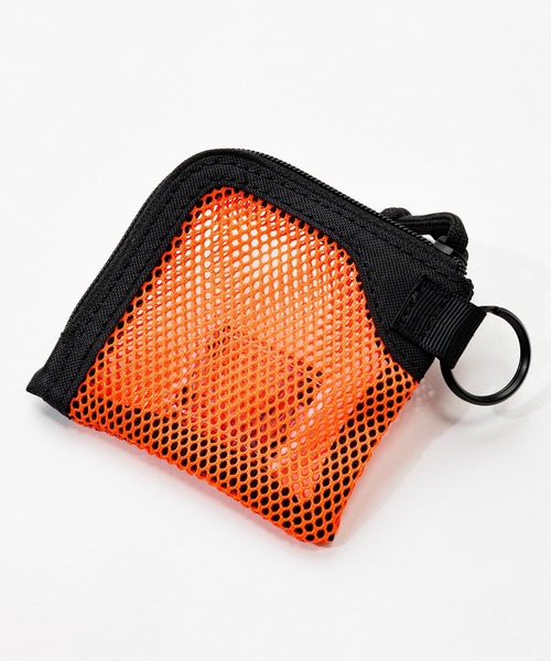 CRAZY CREEK（クレイジークリーク）の「CRAZY CREEK クレイジークリーク メッシュワレット Mサイズ（コインケース・メンズ・オレンジ/ライム・FREE）」の6枚目の写真