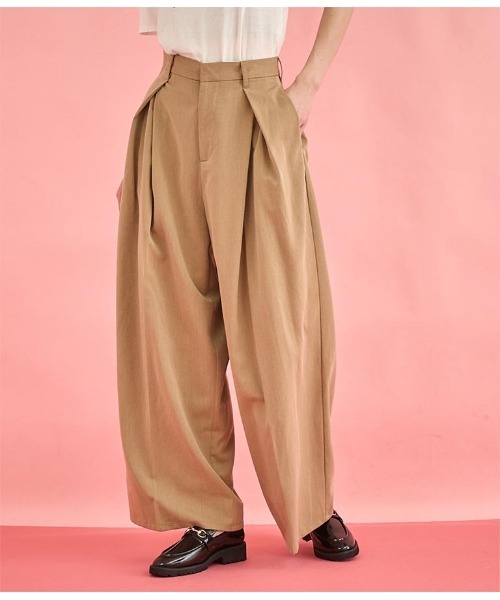 Settimissimo(セッティミッシモ)の「タックデザイン ワイド パンツ(その他パンツ・レディース・ライトグレー/ダークグレー/キャメル・FREE)」の3枚目の写真