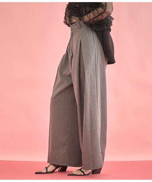 Settimissimo(セッティミッシモ)の「タックデザイン ワイド パンツ(その他パンツ・レディース・ライトグレー/ダークグレー/キャメル・FREE)」の13枚目の写真