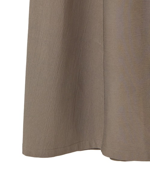 ESCAR(エスカー)の「■ESCAR フロントレースキャミワンピース(ワンピース・レディース・ブラック/グレイッシュベージュ・FREE)」の16枚目の写真