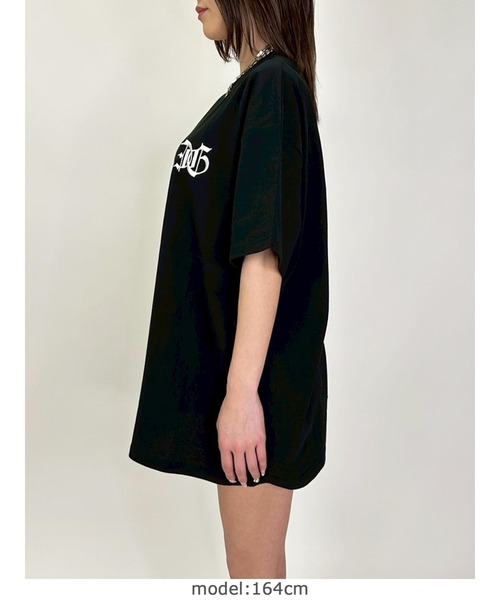 EGOIST（エゴイスト）の「BIG刺繍ユニセックスTシャツⅢ（Tシャツ/カットソー・レディース・パープル/ホワイト/ブラック・FREE）」の5枚目の写真