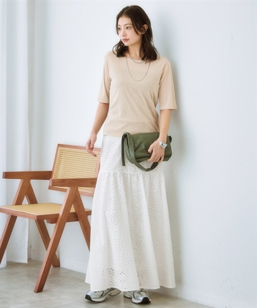 nissen(ニッセン)の「スラブシアー5分袖コンパクトTシャツ(Tシャツ/カットソー・レディース・モカ/ブラック/ライトベージュ/オフホワイト/ブルー・LL/3L/S/M/L)」の20枚目の写真