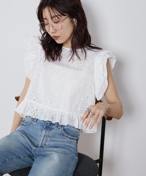 Auntie Rosa Holiday(アンティローザホリデー)の「レースノースリブラウス(シャツ/ブラウス・レディース・ホワイト/ブラウン・FREE)」の4枚目の写真