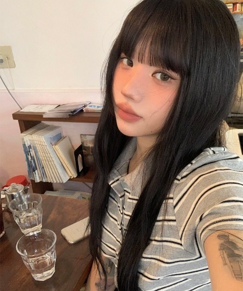 anyonemore(エニワンモア)の「ボーダー柄シャーリング襟付き半袖Tシャツ(ポロシャツ・レディース・グレー・FREE)」の9枚目の写真