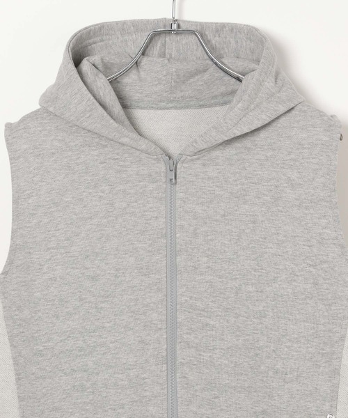 Anui(アニュイ)の「【UNISEX/選べる着丈】ロゴウラケフーディー(パーカー・レディース・グレー/ブラック・SMALL/MEDIUM)」の11枚目の写真