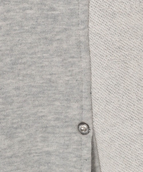 Anui(アニュイ)の「【UNISEX/選べる着丈】ロゴウラケフーディー(パーカー・レディース・グレー/ブラック・SMALL/MEDIUM)」の14枚目の写真