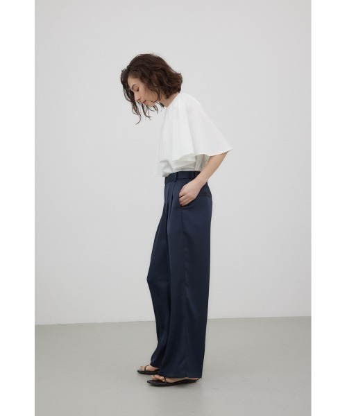 crie conforto(クリーコンフォルト)の「サテンワイドパンツ(スラックス・レディース・ブラウン/ベージュ/ネイビー・SMALL/MEDIUM)」の16枚目の写真